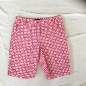 ~TALBOTS PINK SHORTS WITH WHITE FISH PATTERN BERMUDA SHORTS~